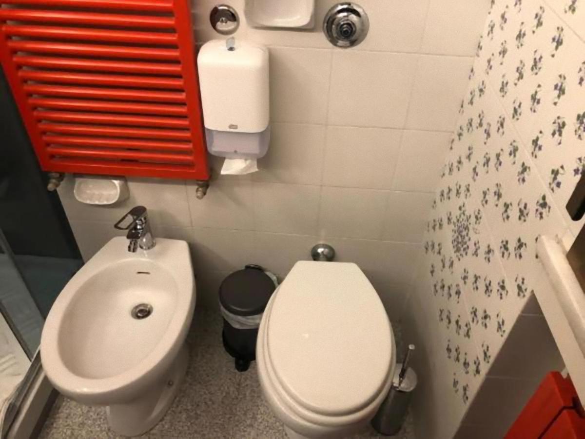 Apartamento Tourist House Bologna - Fringe - Self Check-In Exterior foto