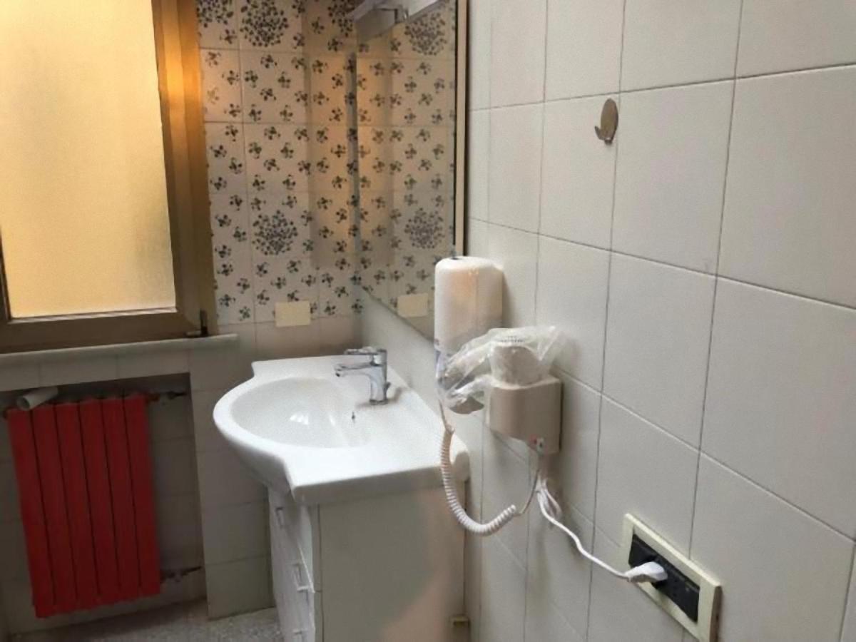Apartamento Tourist House Bologna - Fringe - Self Check-In Exterior foto