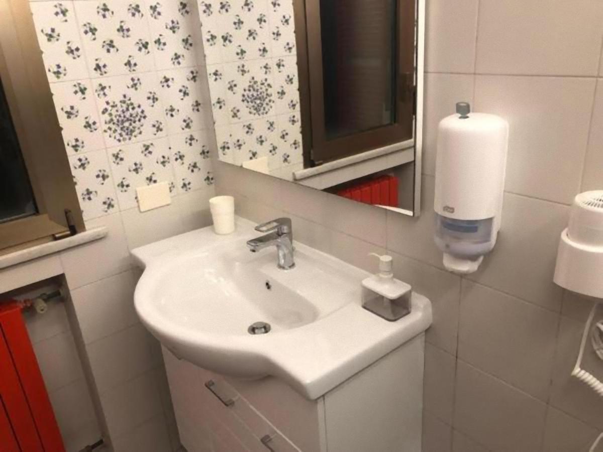 Apartamento Tourist House Bologna - Fringe - Self Check-In Exterior foto
