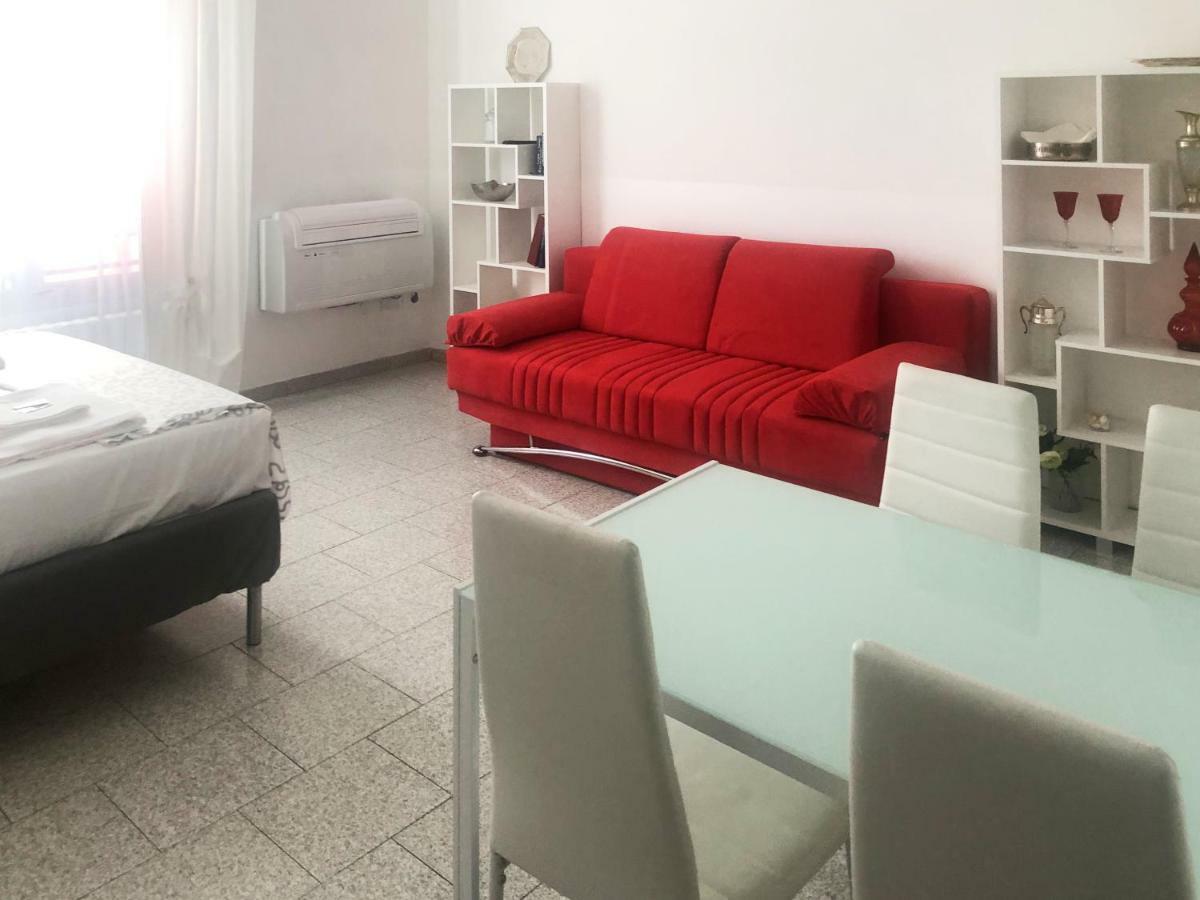 Apartamento Tourist House Bologna - Fringe - Self Check-In Exterior foto